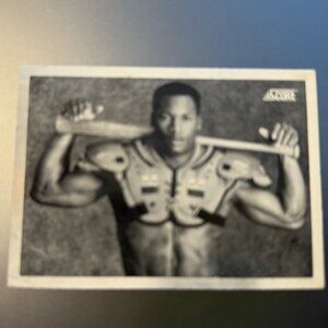 BO JACKSON 1990 SCORE # 697 Amazing Shape ~ BO CARD